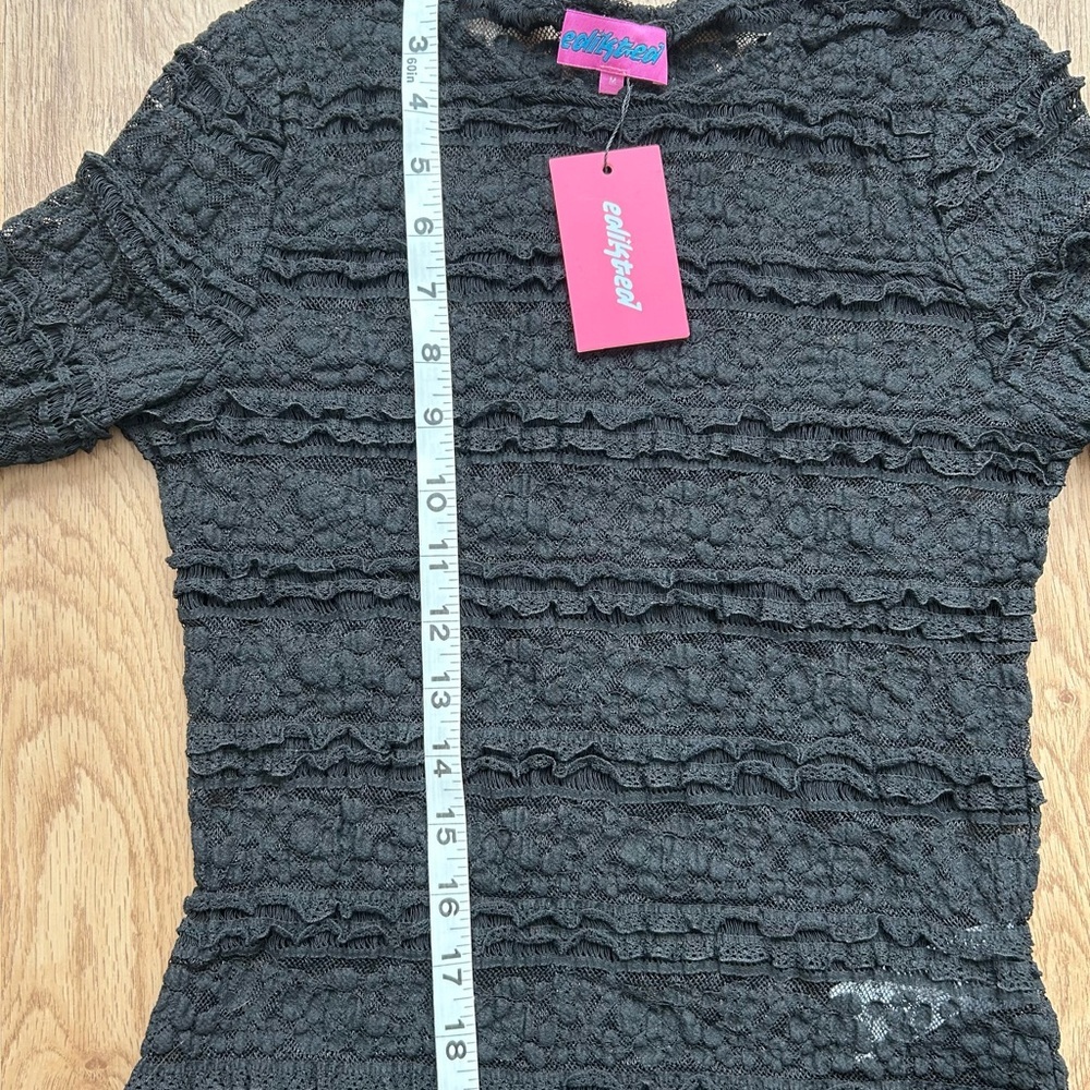 Edikted Black Sheer Lace Crop Top Medium Long Sleeve Y2K NWT Stretch - Picture 9 of 9